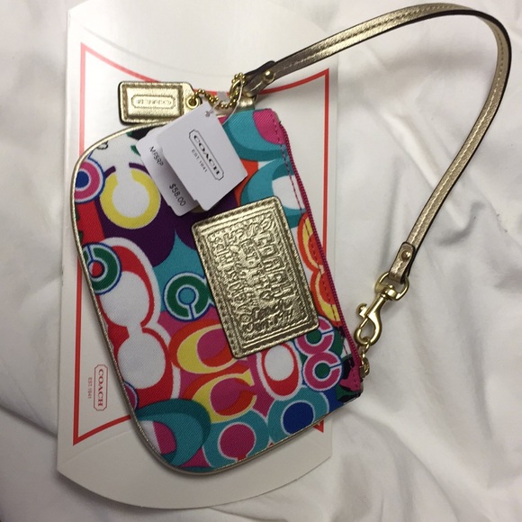 Coach Handbags - Coach NWT wristlet